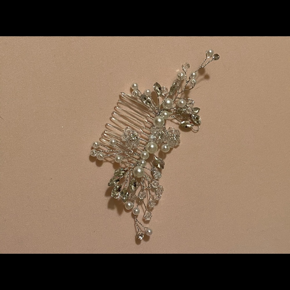 Bridal hair comb